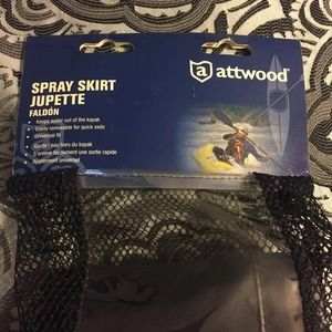 New in package kayak Attwood spray skirt